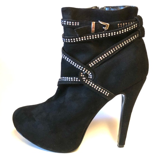 Platform High Heel Ankle Boots Womens Size 12 Black Faux Suede Criss Cross Strap